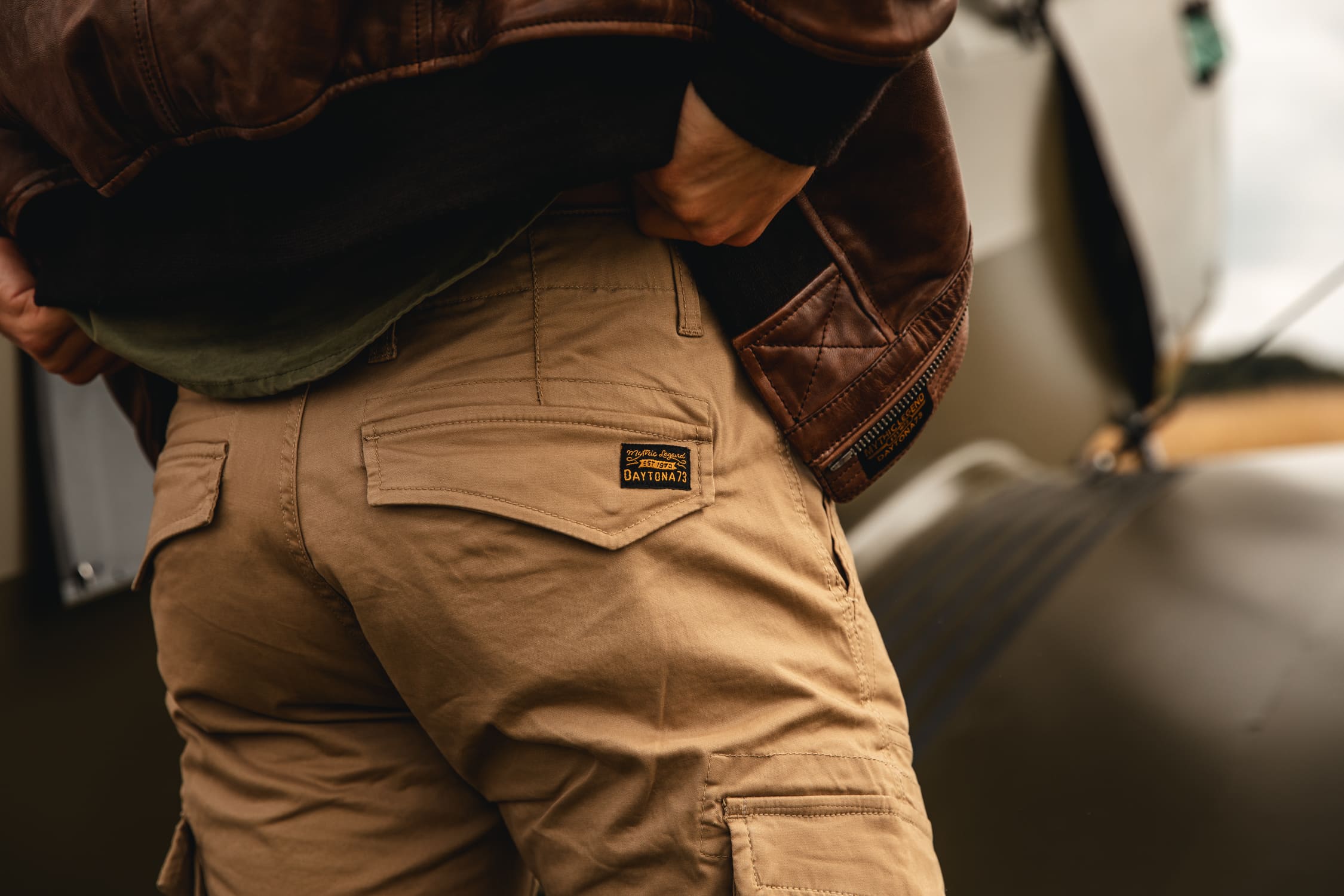 CARGO OU CHINO: QUEL PANTALON POUR QUELLE OCCASION ?