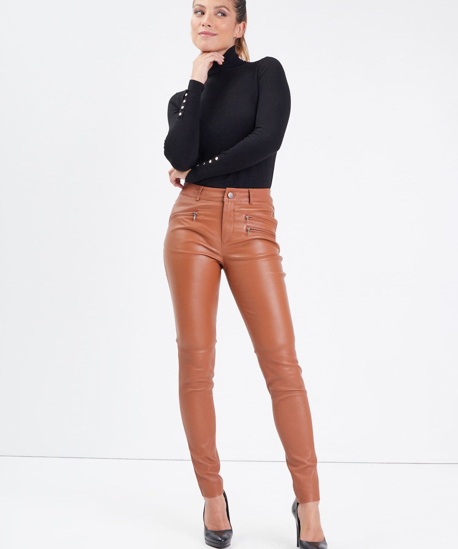 Dina - Pantalon cuir femme - Accueil