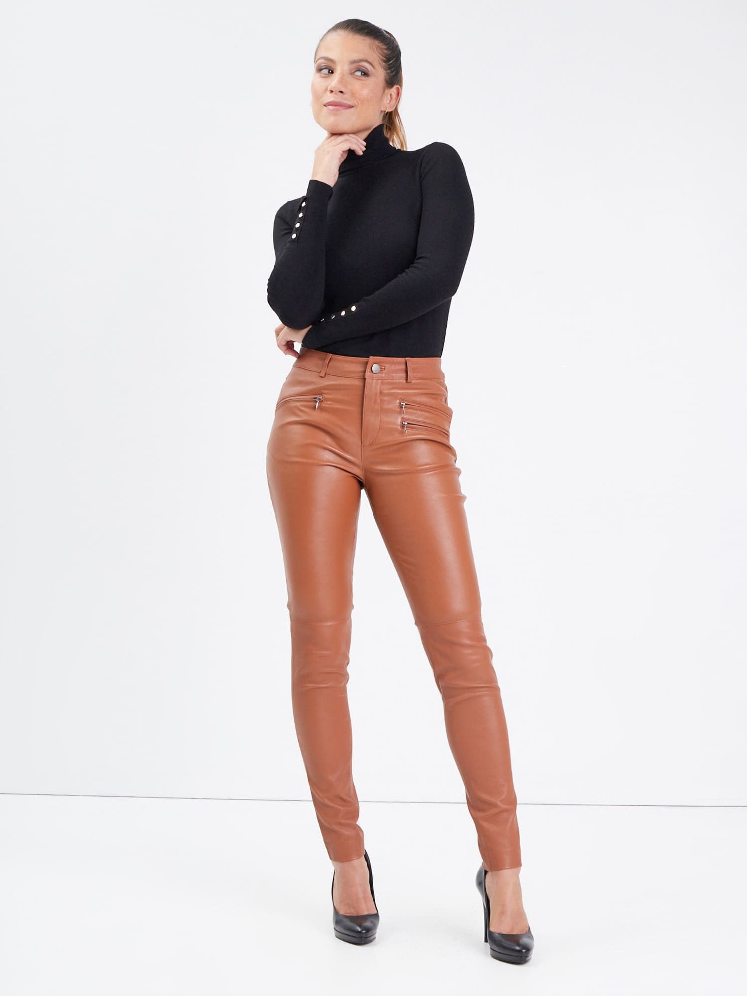 Dina - Pantalon cuir femme - Accueil