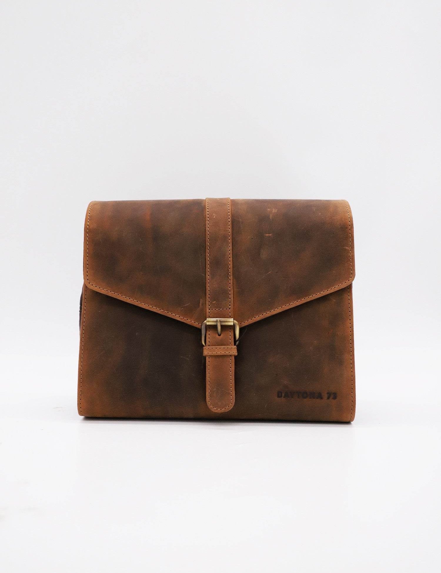 M13 - Trousse de toilette cuir