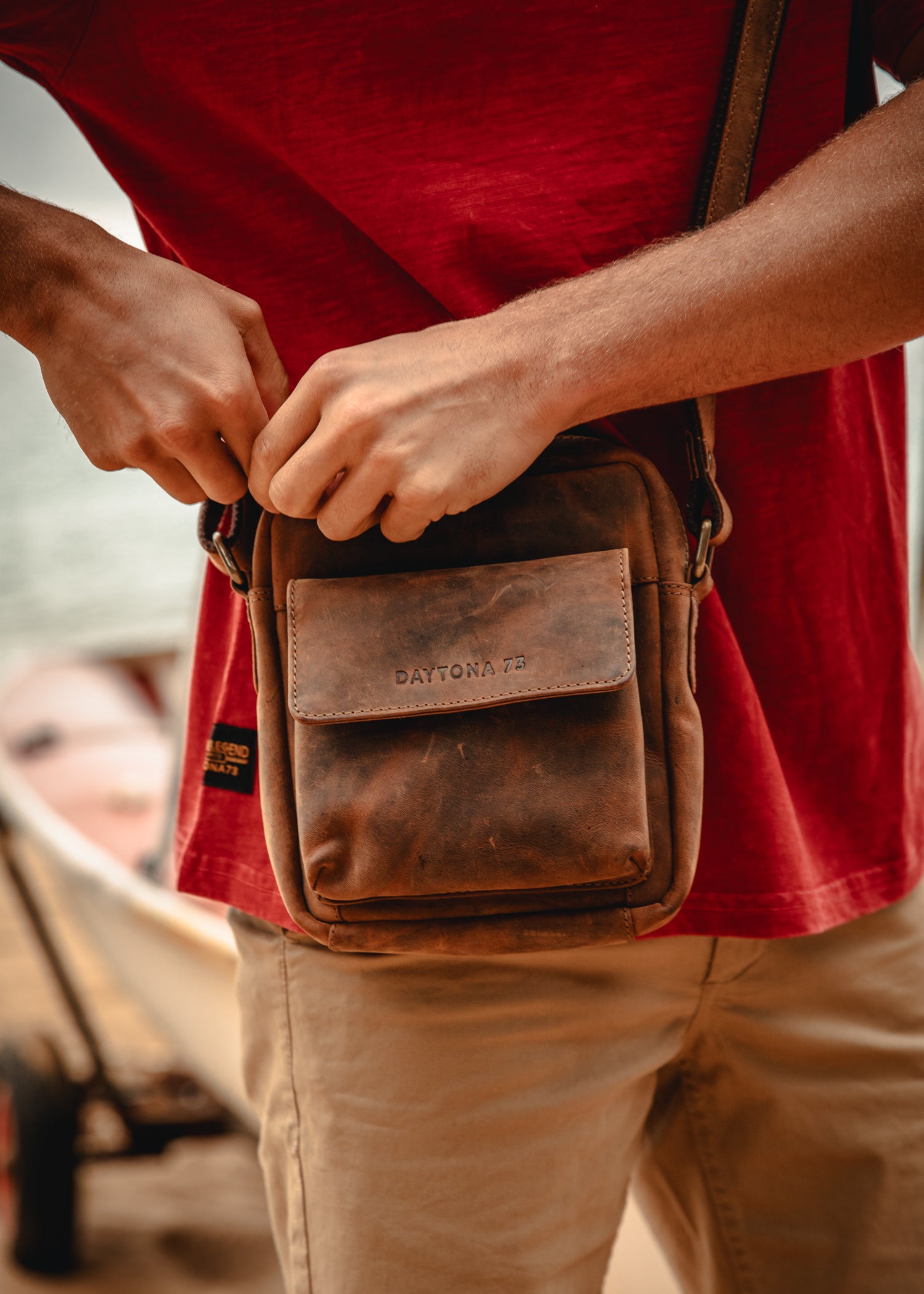 Promos sur les ceintures, sacs et sacoches en cuir